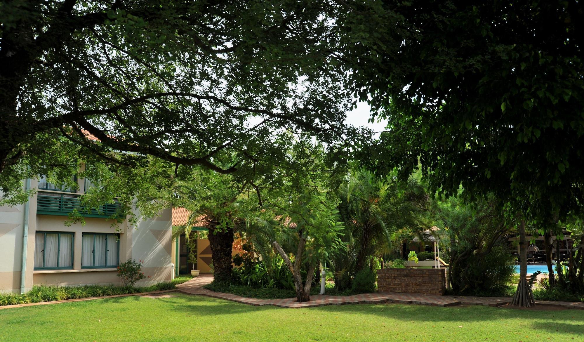 Cresta Bosele Hotel Selebi-Phikwe Exterior foto